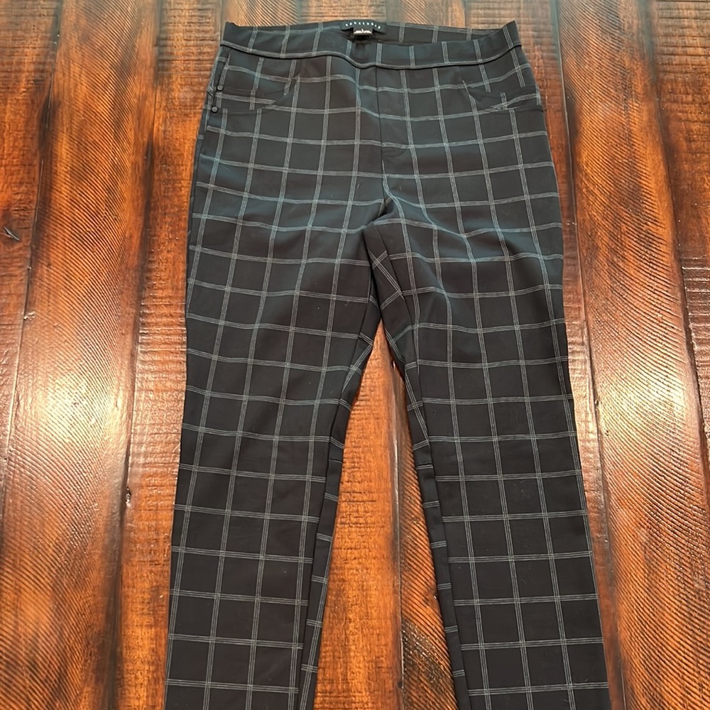 Window Pane Pattern Sanctuary Size L Pants - image 6